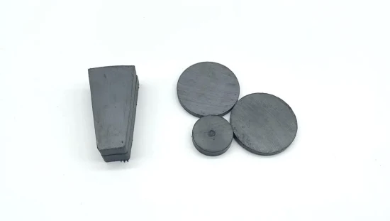 Blocco magnetico in ferrite ceramico resistente di alta qualità anisotropico isotropico in vendita Magnete rettangolare con blocco in ceramica C8 Prezzo economico