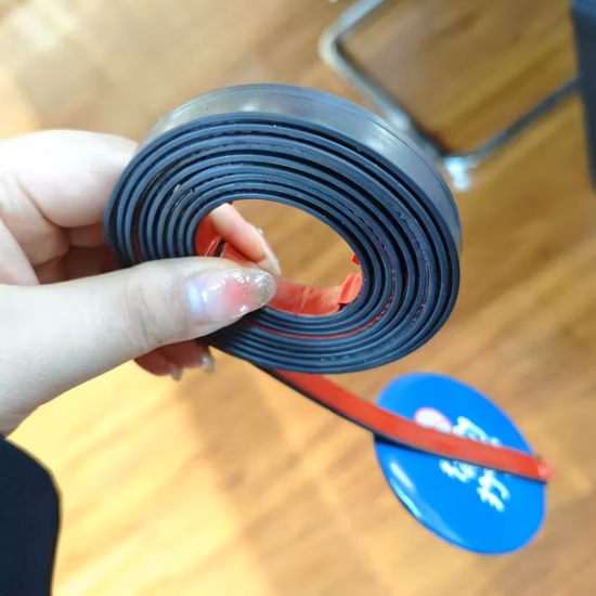Rotolo di striscia magnetica in gomma flessibile personalizzata Rotolo di nastro magnetico biadesivo da 3 m